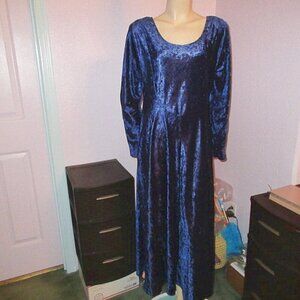 Vtg All That Jazz Velvet Maxi Dress Sze L Long Sleeves Witchy Renaissance Gothic
